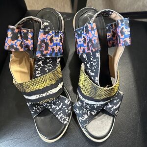 Zara Multicolor Patterned Women's Sandals